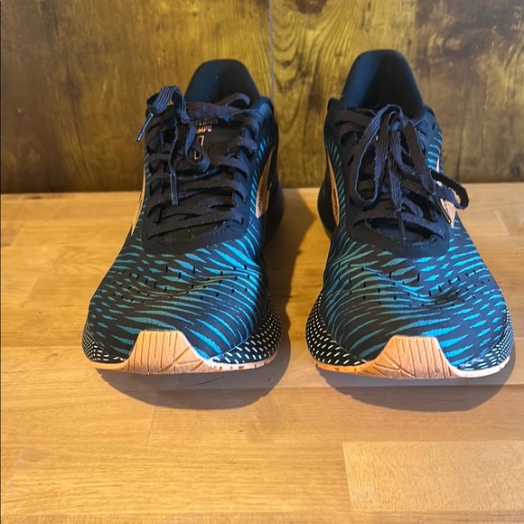 Brooks Blue and Pink Running Shoes - Picture 2 of 5